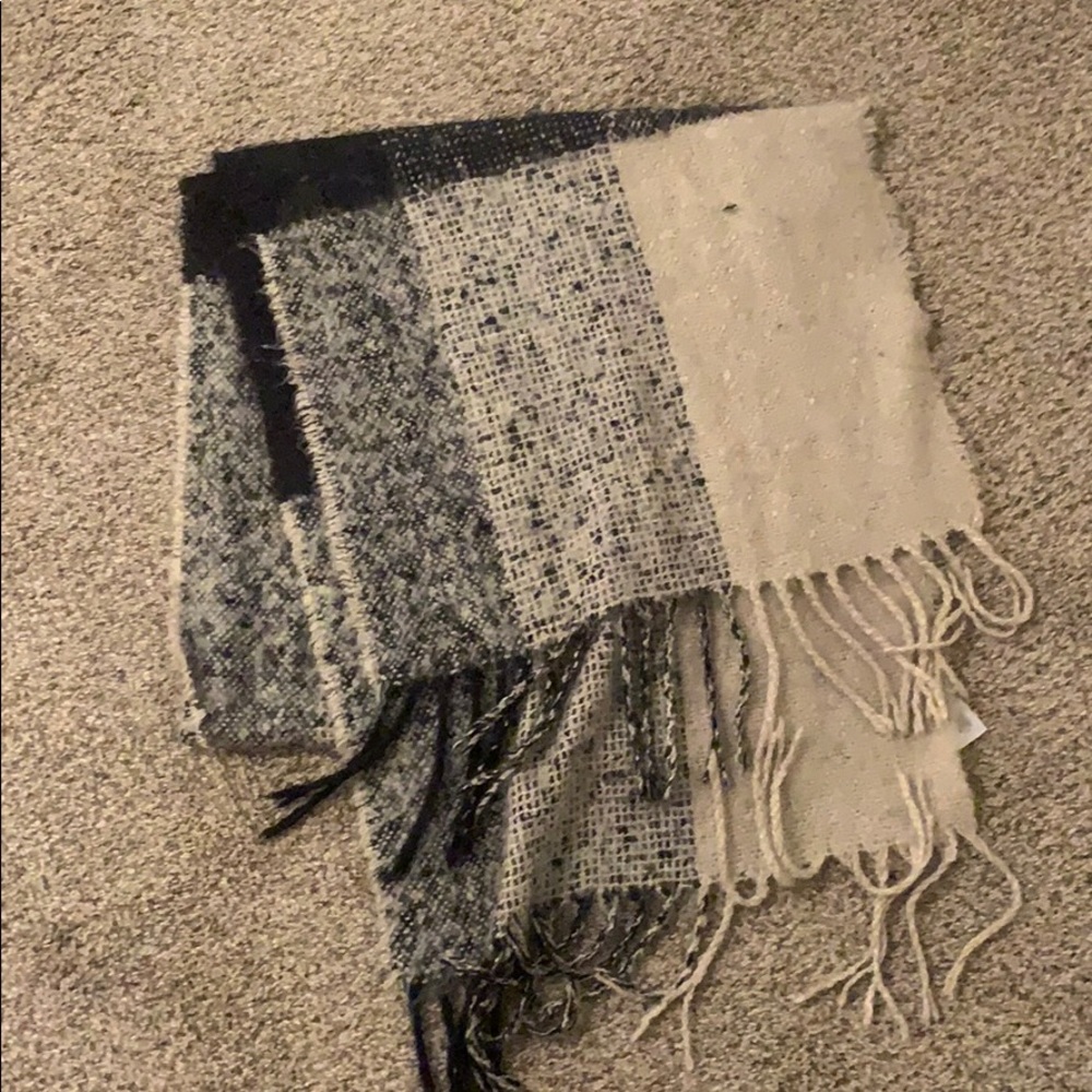 Blanket scarf
